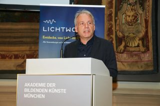 Begrüßung durch Prof. Urs Greutmann, Vizepräsident AdBK München